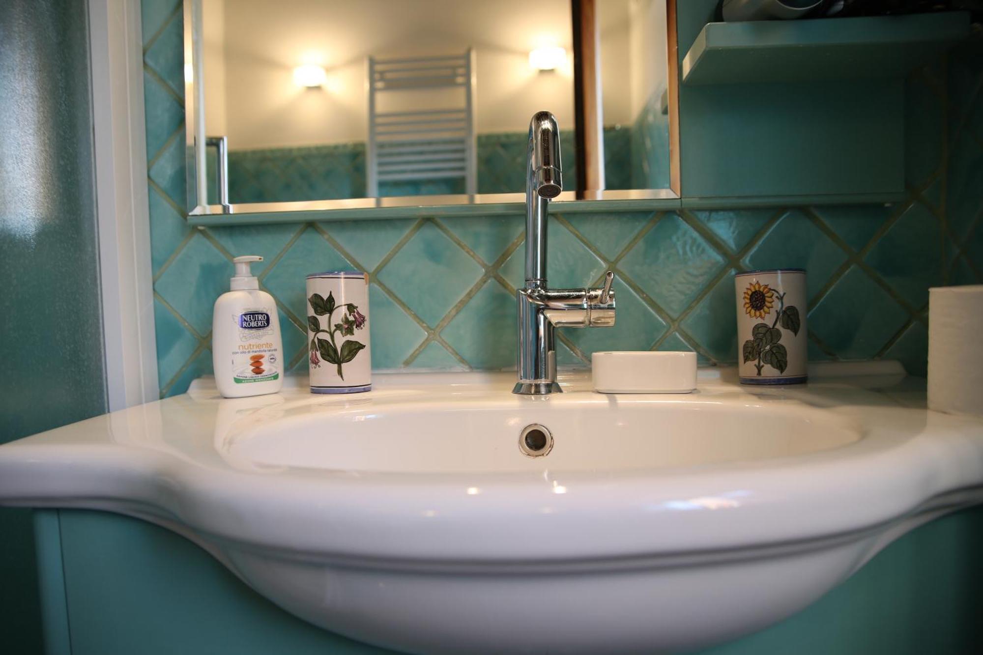 Apartment Casa Del Drago In Trastevere Rome