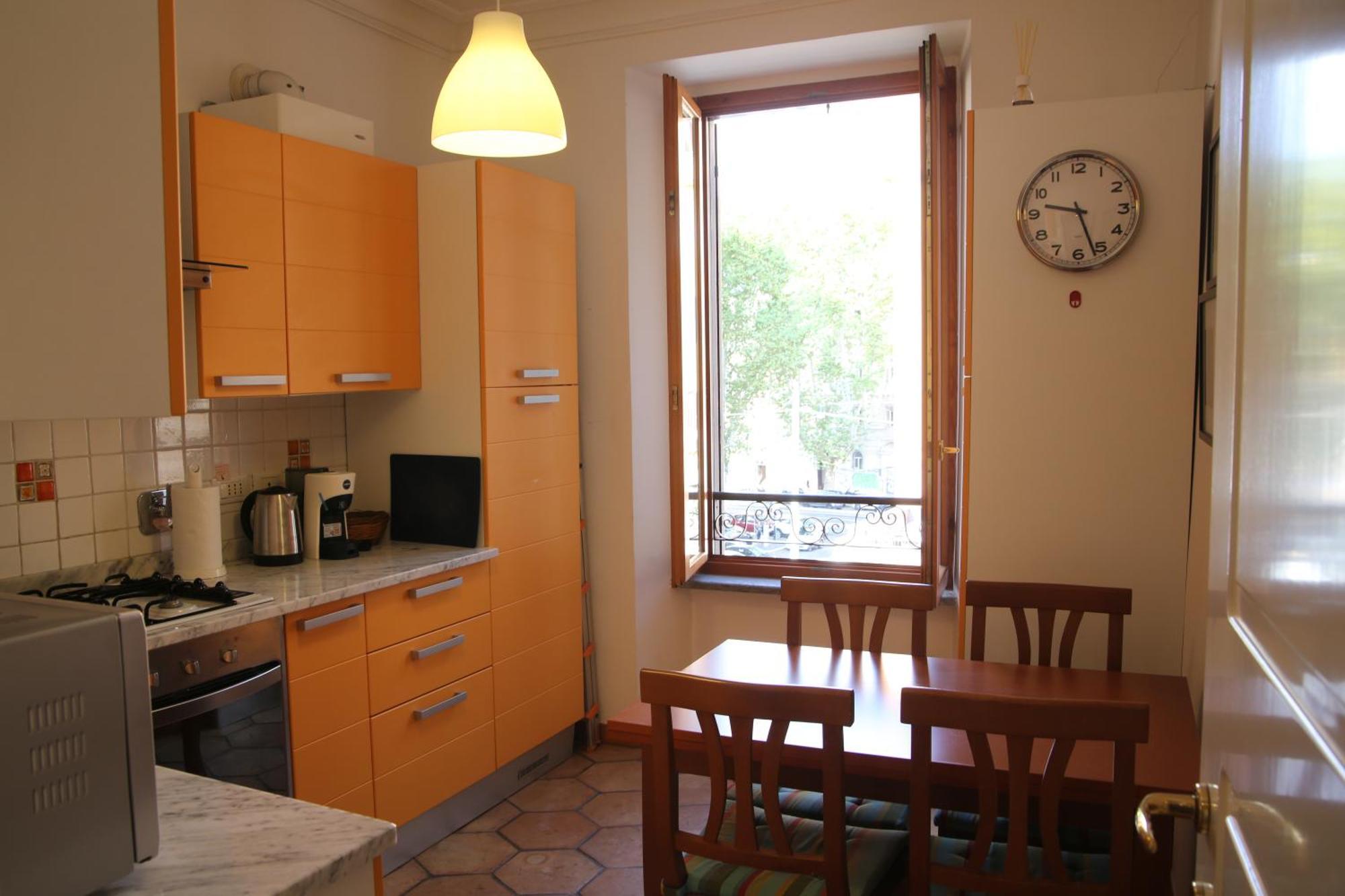 Casa Del Drago In Trastevere